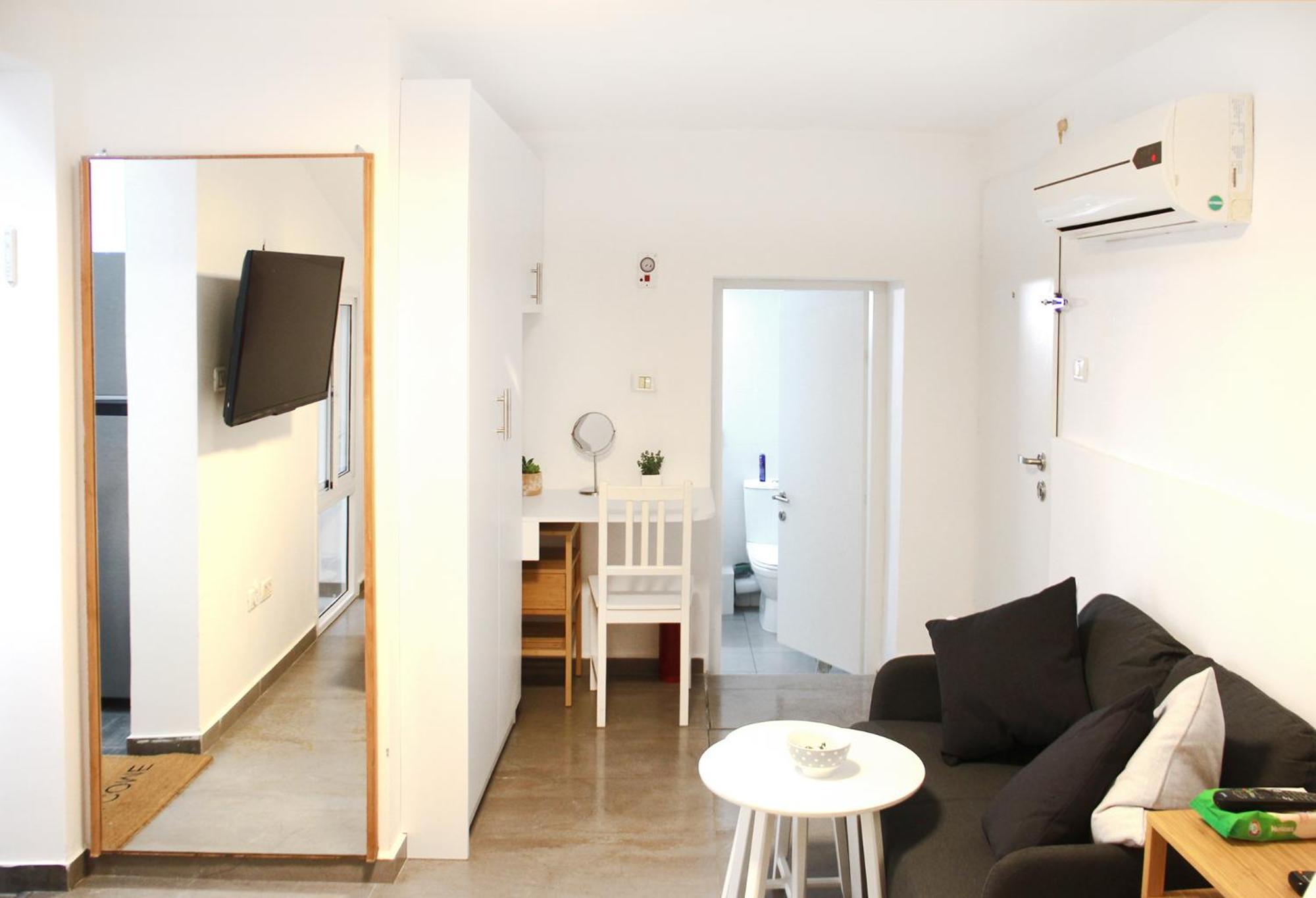 Boutique Apartment "Facing The Sea" ไฮฟา ห้อง รูปภาพ