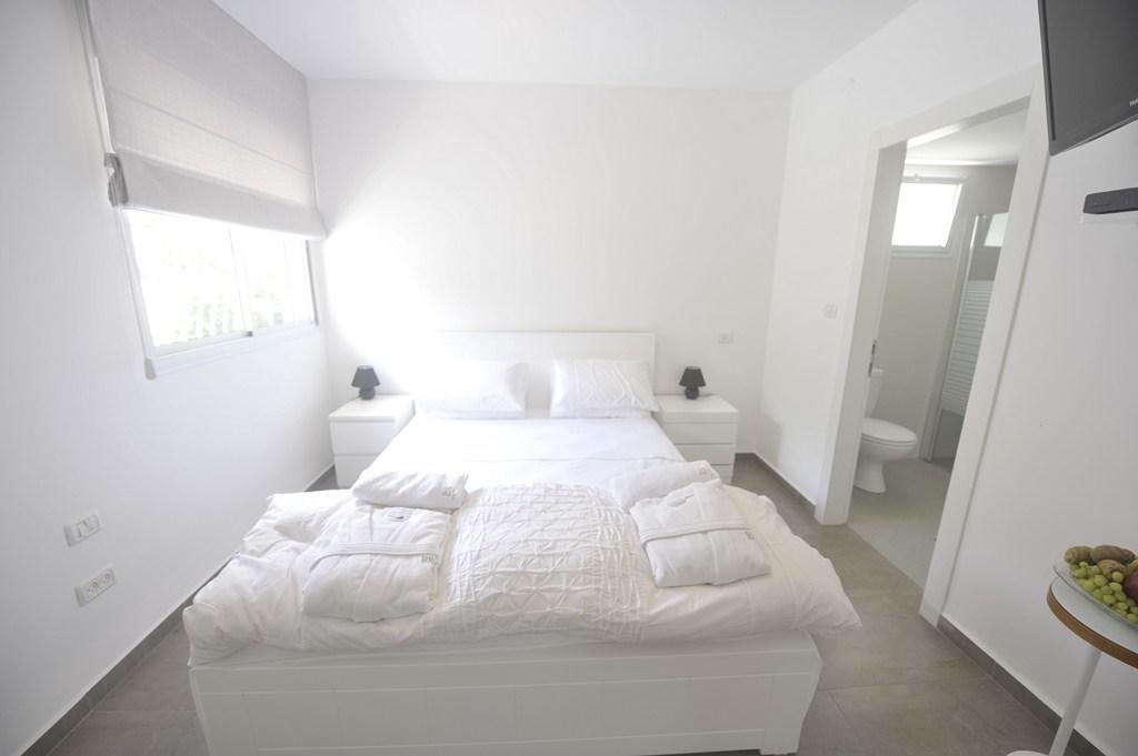 Boutique Apartment "Facing The Sea" ไฮฟา ภายนอก รูปภาพ